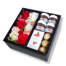 BoxEnjoy -  Voile D´Ocre - Eau de parfum - Szappanrózsával, Mini Nutellával és Ferrerro Rocherral