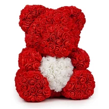 Rózsa maci díszdobozban 40 cm - piros fehér szívvel
