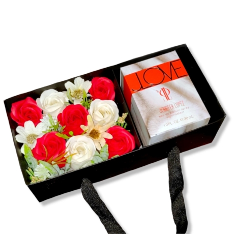 BoxEnjoy - fekete box ajándékdoboz piros-fehér szappanrózsával - JLO LOVE parfümmel